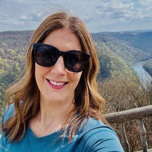 Meet your Posher, Mary beth